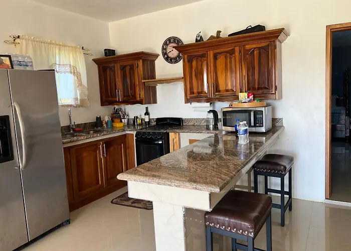 Auglo Villa